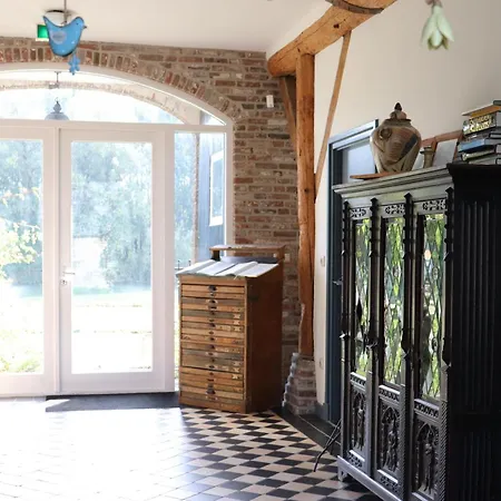 Bed & Breakfast Appeltern Couette-café 3*