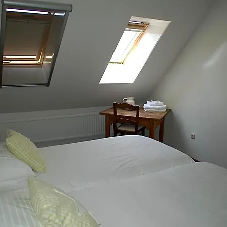Bed & Breakfast Appeltern Couette-café 3*