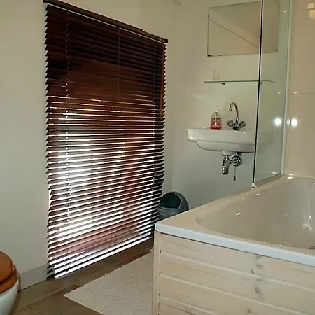 Bed & Breakfast Appeltern Couette-café 3*