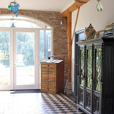 Bed & Breakfast Appeltern Couette-café 3*
